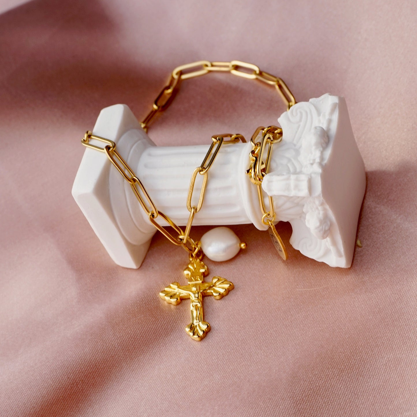 Chapelle Pendant