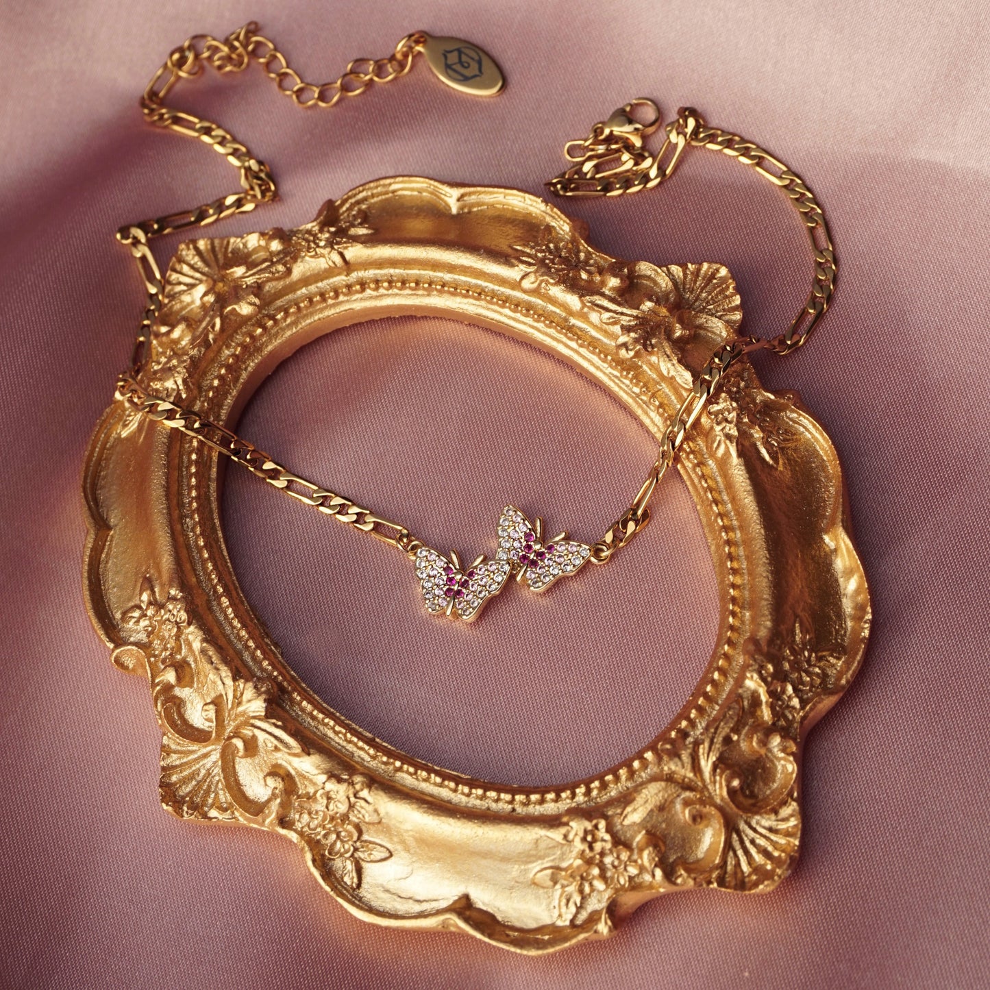 Deux Papillons Choker