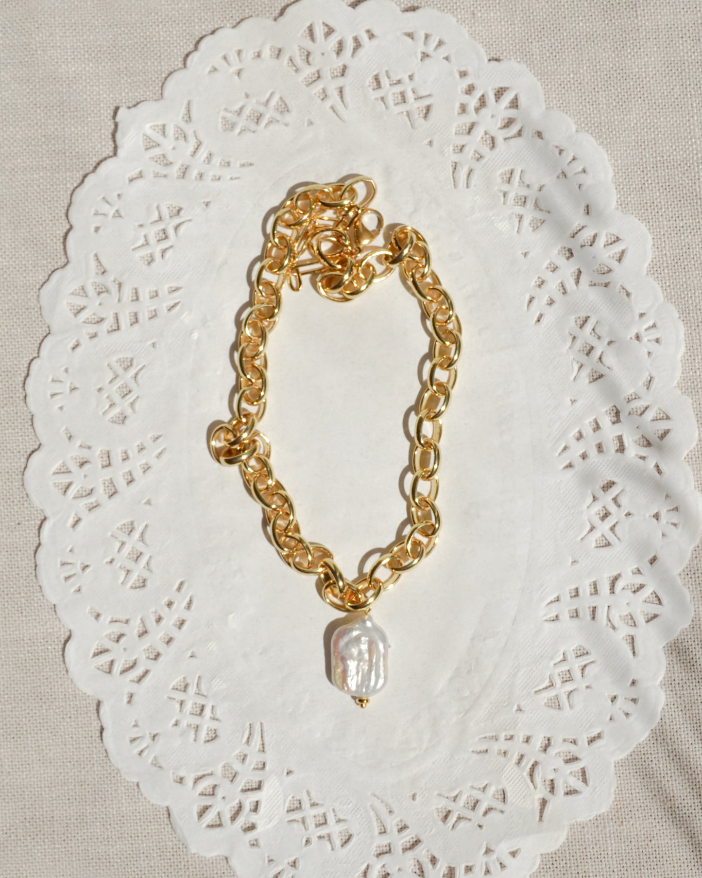 Louna Necklace