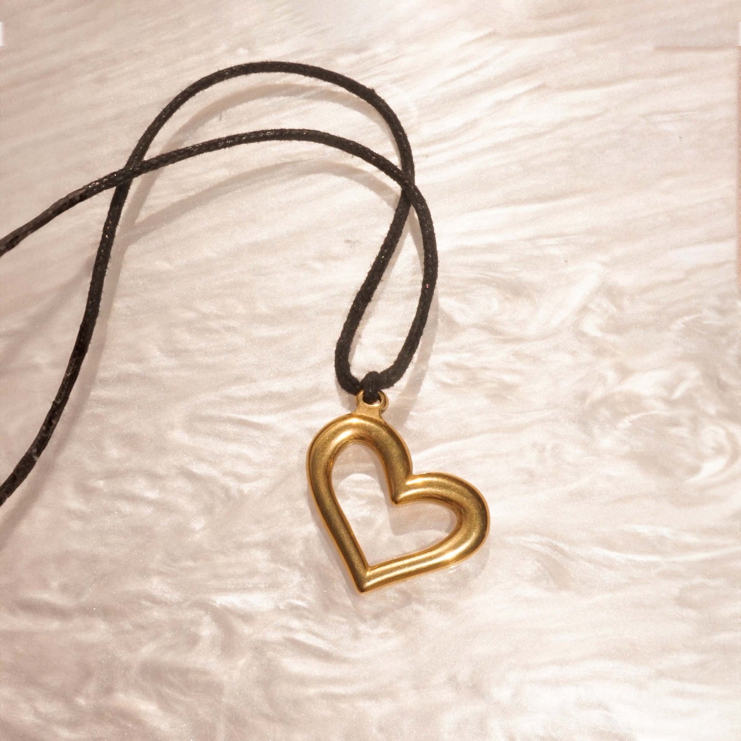 Lover Cord Pendant - Black