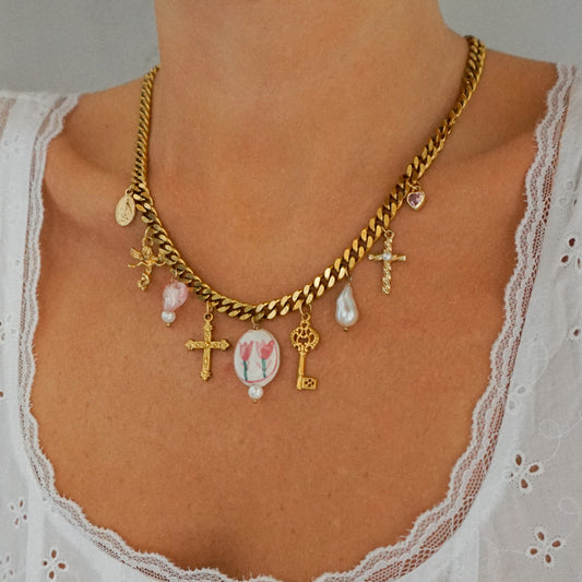 Sevilla Vintage Charm Necklace